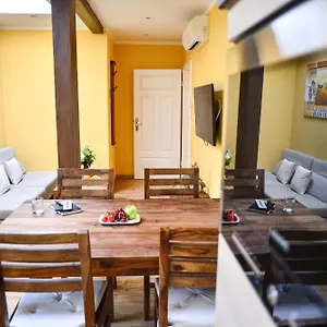 - Zoo Appartement